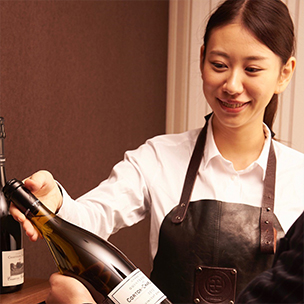 ペガソワインセレクト ソムリエ　石丸 陽子